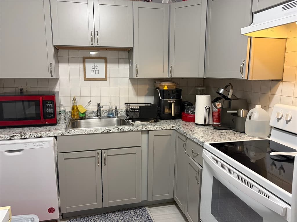 7 Weld Street # 13, Framingham MA 01702 photo 6