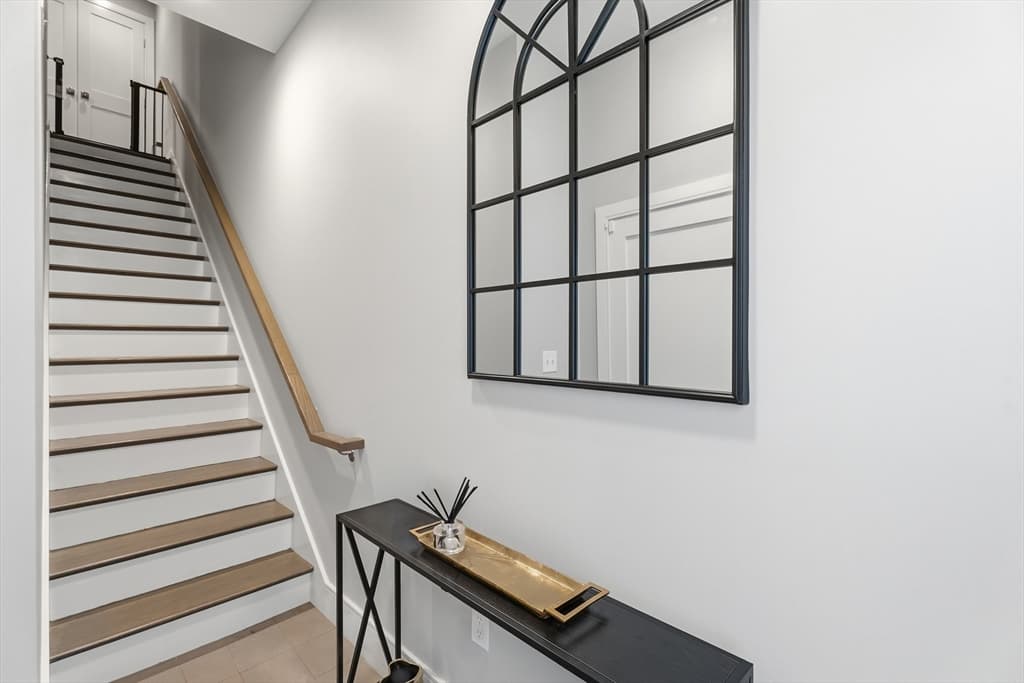Condominium at 577 Baker St # 581, Boston MA 02132, Boston, photo 21 of 31