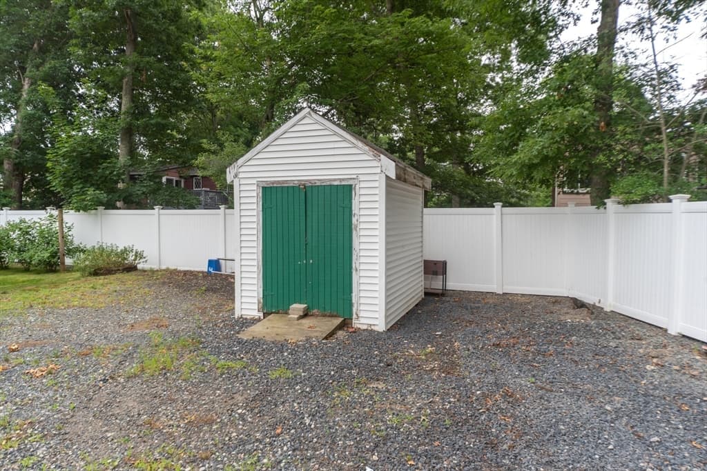65 Tiffany Dr, Randolph MA 02368 photo 36