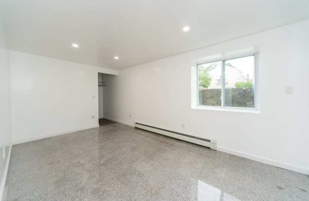 65 Tiffany Dr, Randolph MA 02368 photo 32