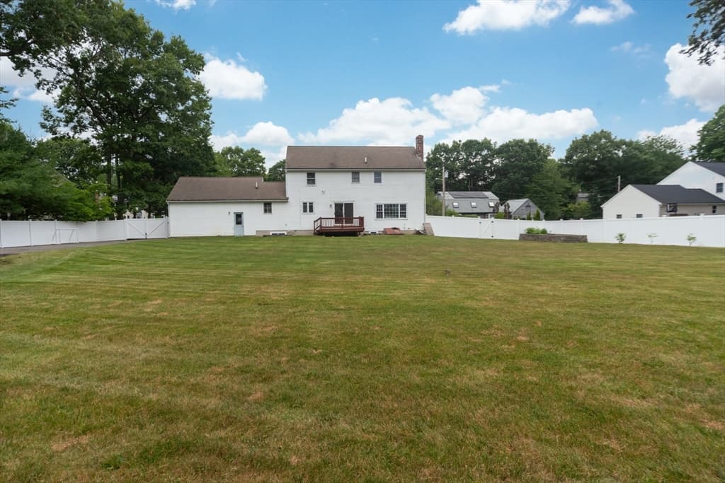 65 Tiffany Dr, Randolph MA 02368 photo 35
