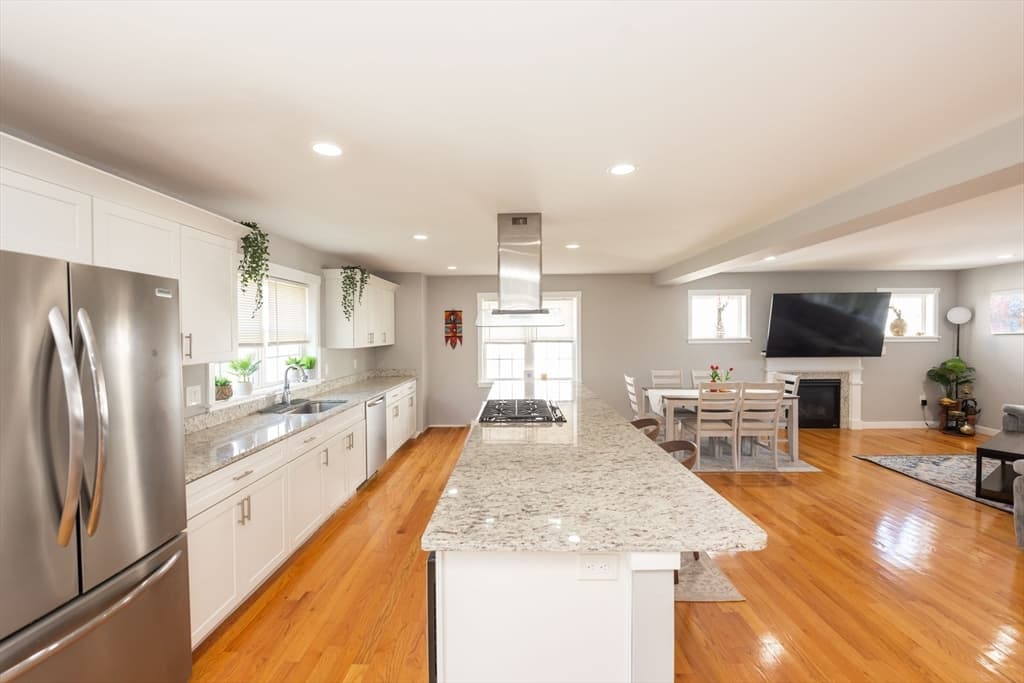 Single Family Residence at 18 Craftsman Ct # 16, Grafton MA 01560, Grafton, photo 6 of 30