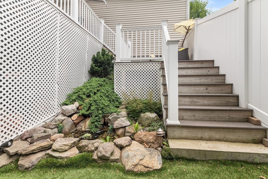 10 Charles View Ln # 10, Medway MA 02053 photo 39