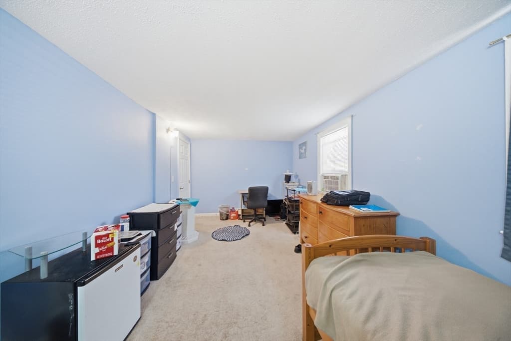 13 Hilton St, Framingham MA 01702 photo 25