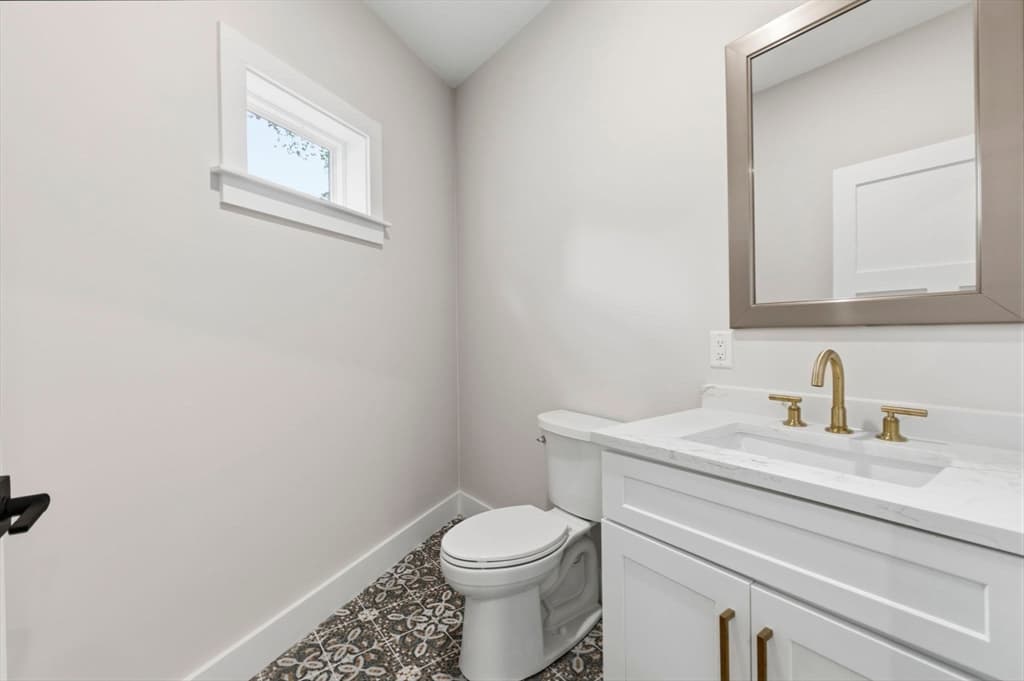 35 Miller Ave, Framingham MA 01702 photo 23