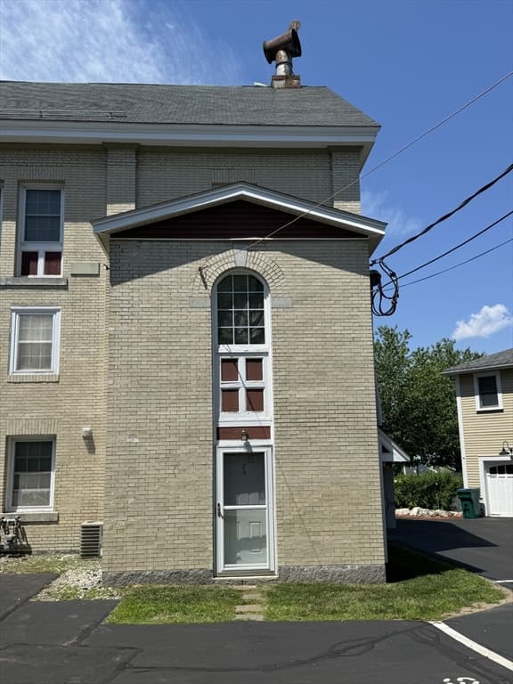 200 Rogers St # 7, Lowell MA 01852 photo 3