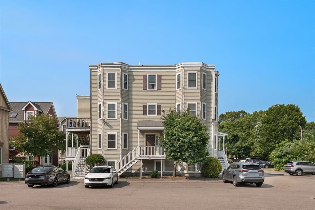 Condominium at 17 Business Ter # 17, Boston MA 02136, Boston, photo 29 of 30