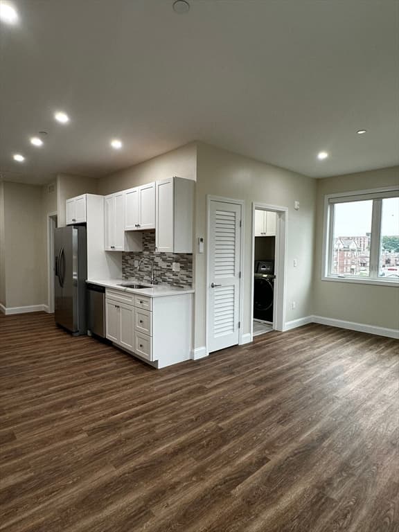 408 Suffolk St # 0, Lowell MA 01854 photo 2