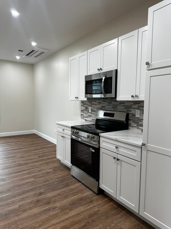 408 Suffolk St # 0, Lowell MA 01854 photo 3
