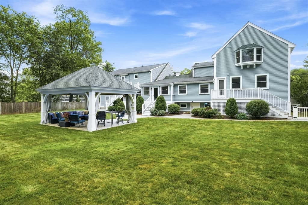 97 Hartwell Rd, Bedford MA 01730 photo 31
