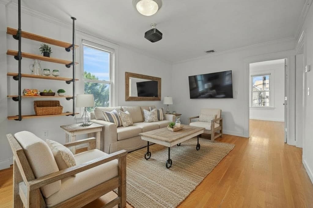 86 Mount Vernon St # 2, Somerville MA 02145