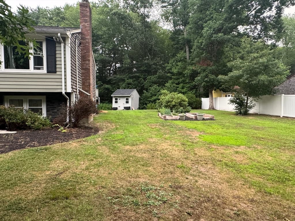 750 King Philip St, Raynham MA 02767 photo 3