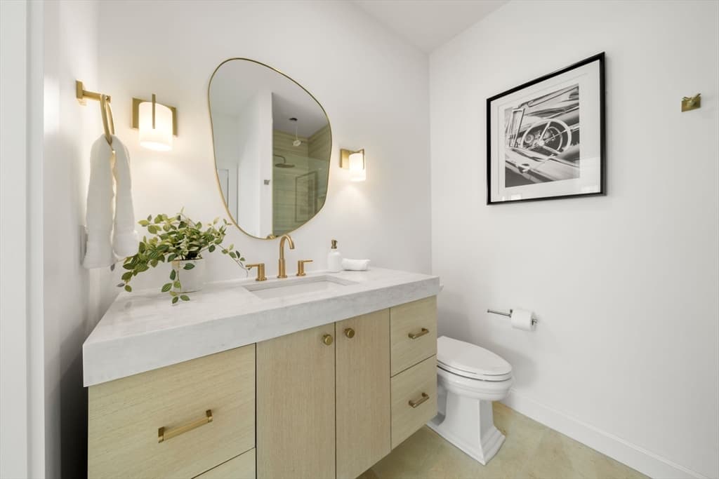 Condominium at 51 North Margin St, Boston MA 02113, Boston, photo 7 of 18