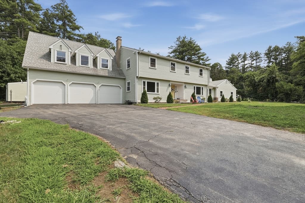 70 Newton Street, Northborough MA 01532 photo 3