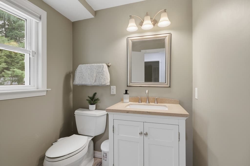 70 Newton Street, Northborough MA 01532 photo 25