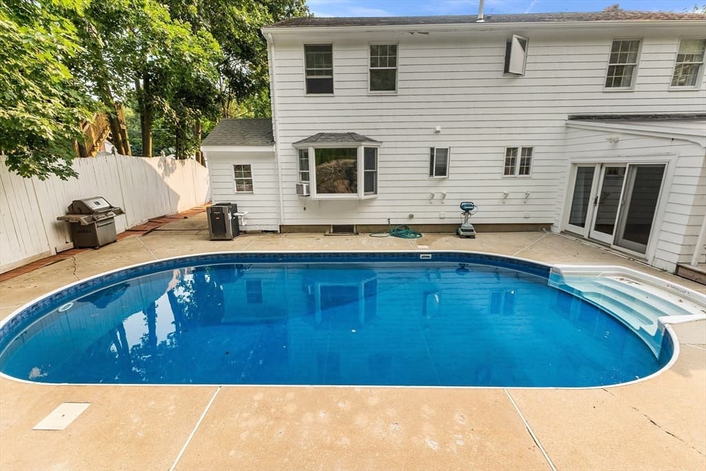 399 Cedar Brook Rd, Lynn MA 01904 photo 33