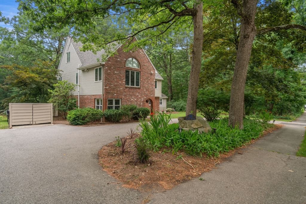 298 Marked Tree Road, Needham MA 02492 photo 28