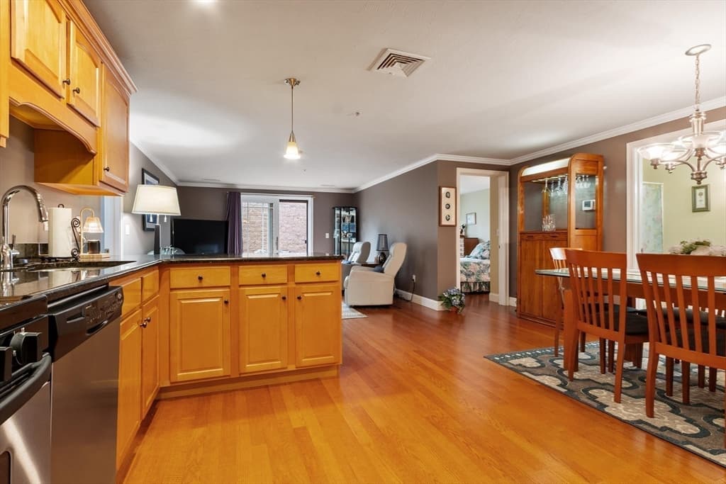 558 E Merrimack St # 34, Lowell MA 01852 photo 10