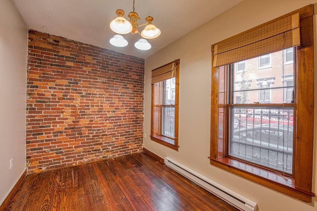Condominium at 32 Grove # 1, Boston MA 02114, Boston, photo 2 of 15