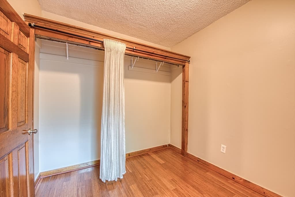 Condominium at 32 Grove # 1, Boston MA 02114, Boston, photo 10 of 15