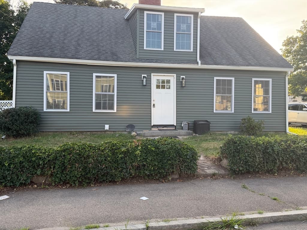 15 Quincy St, Brockton MA 02302