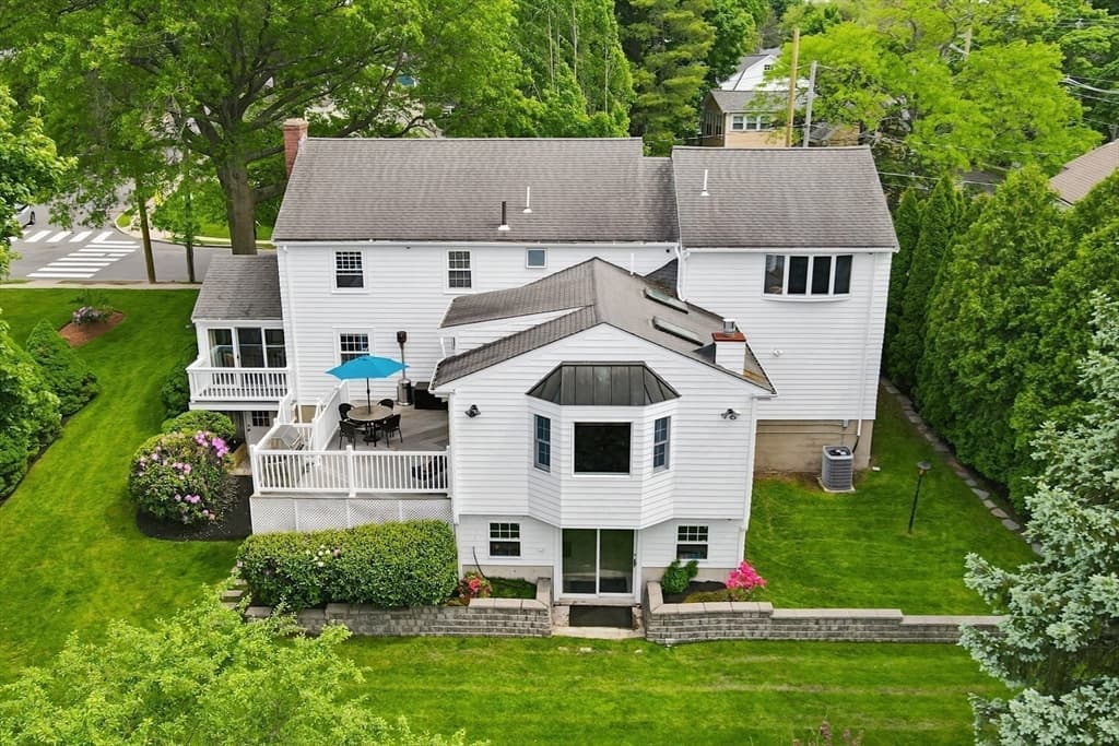 81 Brettwood Road, Belmont MA 02478 photo 18
