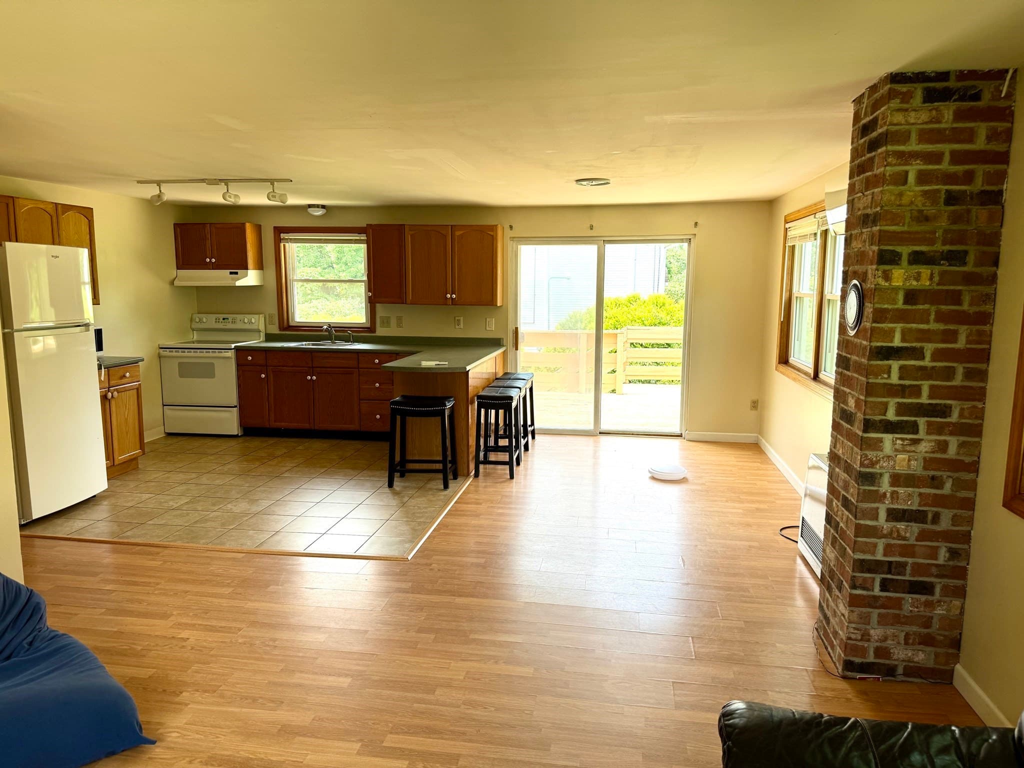 2 Family - 2 Units Up/Down at 559 Pulpit Hill Rd, Amherst MA 01002, Amherst, photo 19 of 35