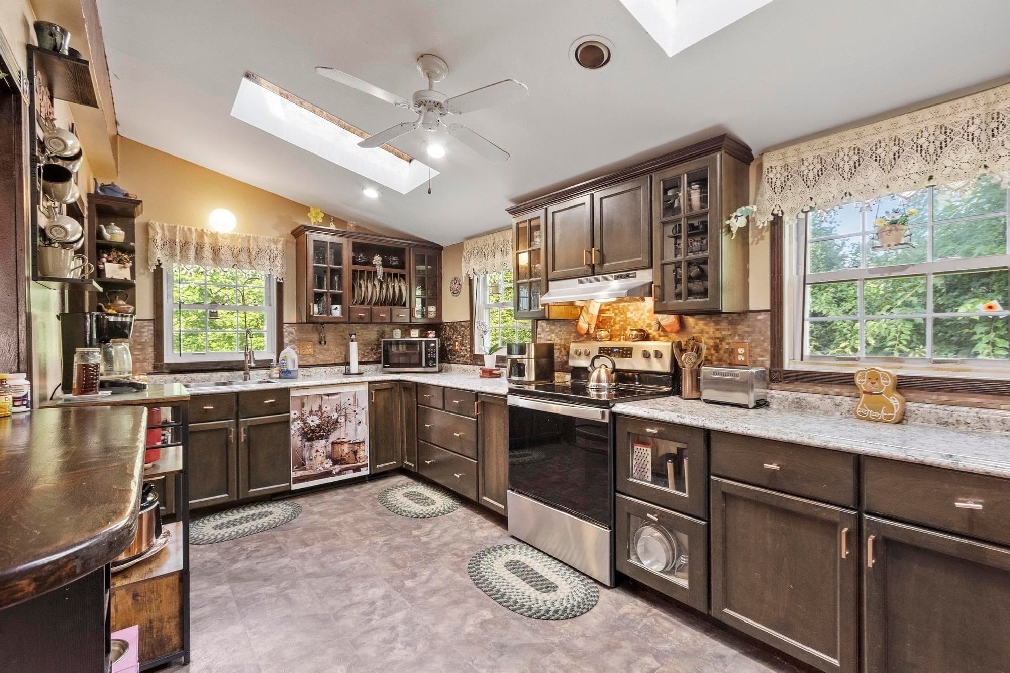 Single Family Residence at 30 Baldwinville Rd, Phillipston MA 01331, Phillipston, photo 5 of 22