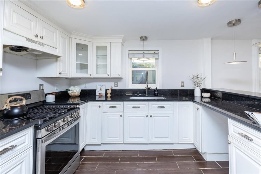 70 Glenwood Street, Lynn MA 01902 photo 14