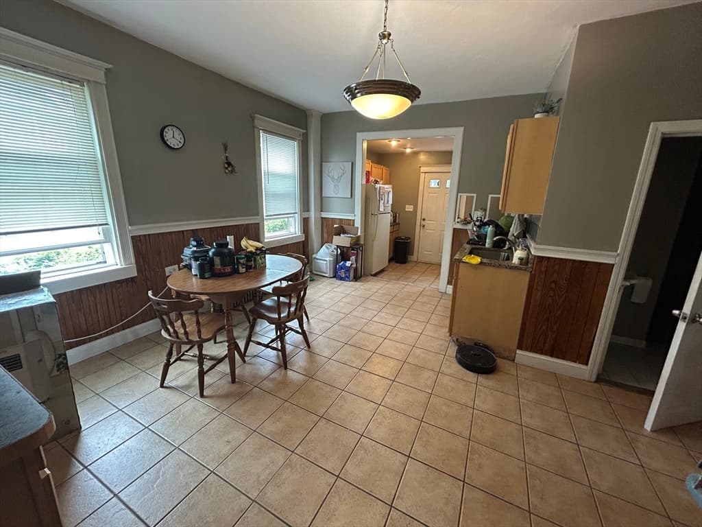 16 Northboro St, Worcester MA 01604 photo 9
