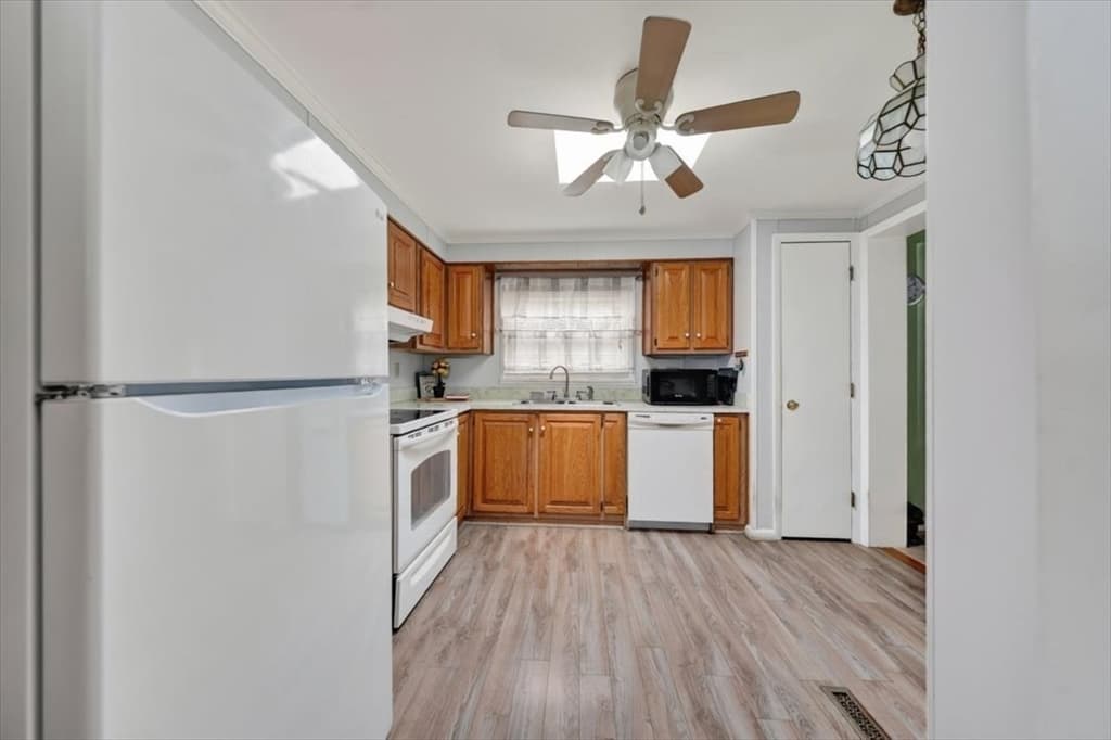46 Leisurewoods Drive, Rockland MA 02370 photo 9