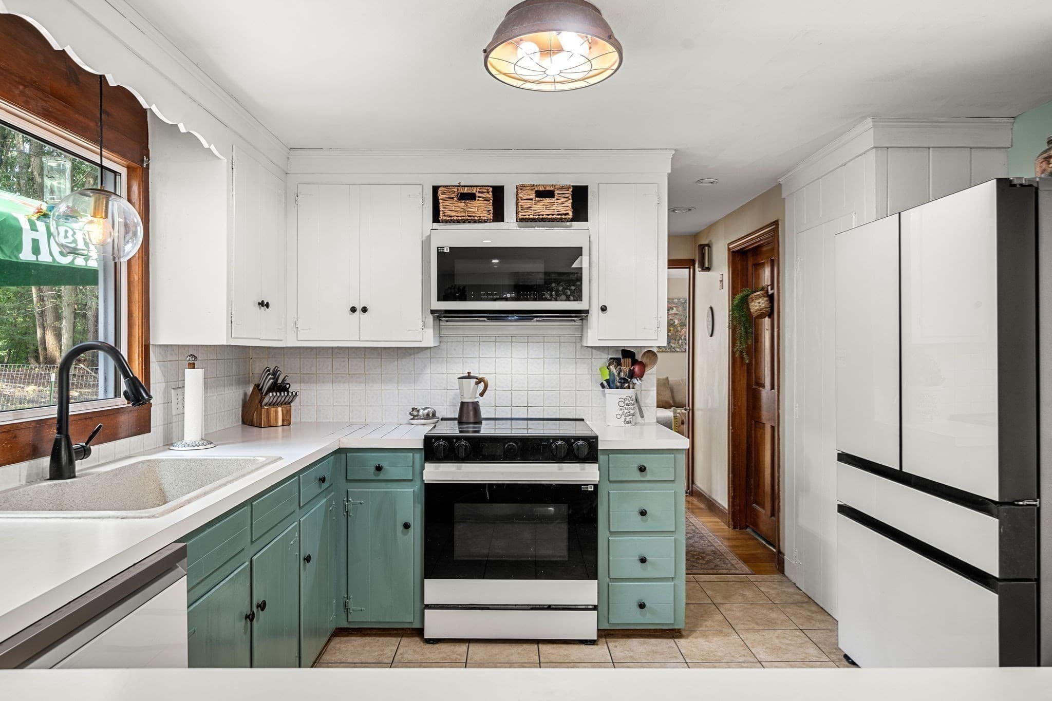 Single Family Residence at 536 Ipswich Rd, Boxford MA 01921, Boxford, photo 5 of 40