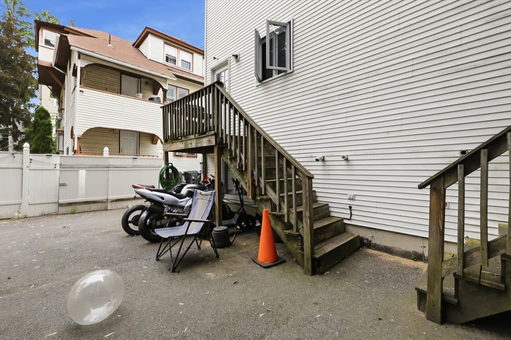 22-24 Sorrento St, Springfield MA 01108 photo 30