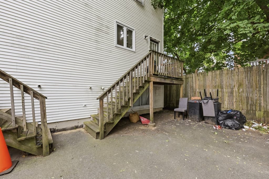 22-24 Sorrento St, Springfield MA 01108 photo 29