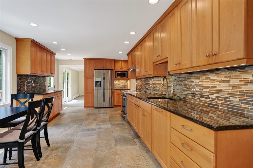 Single Family Residence at 18 Harrington Rd, Framingham MA 01701, Framingham, photo 9 of 42