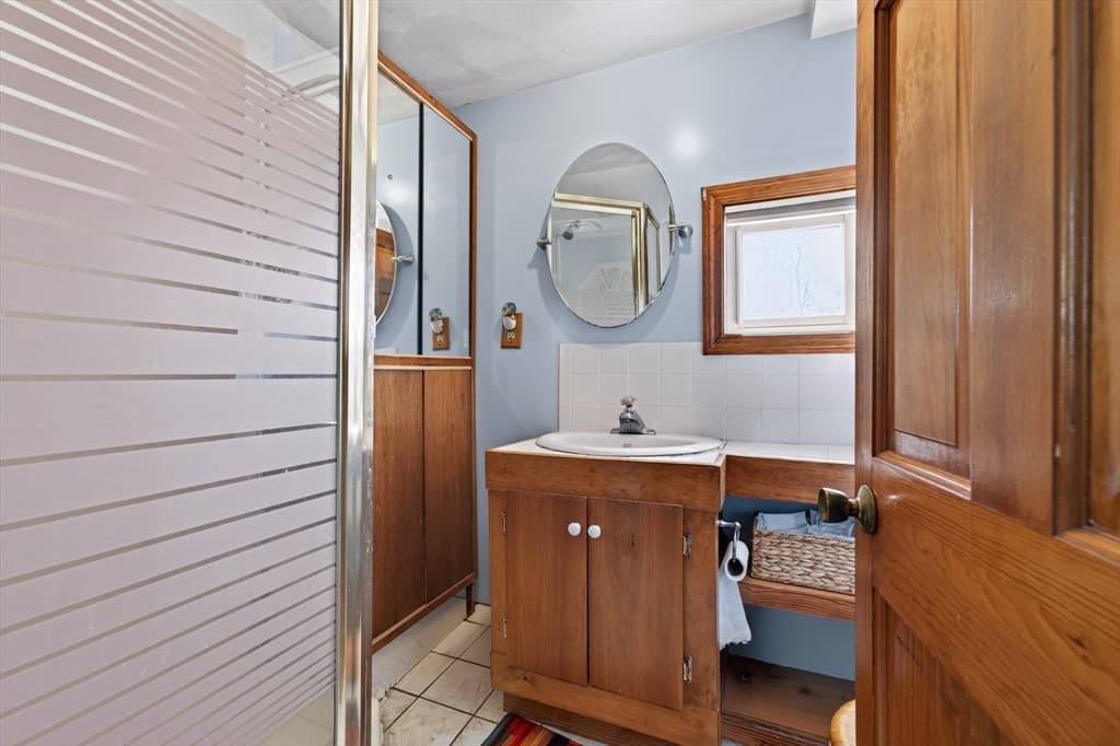 24 Ripley St, Somerset MA 02725 photo 31