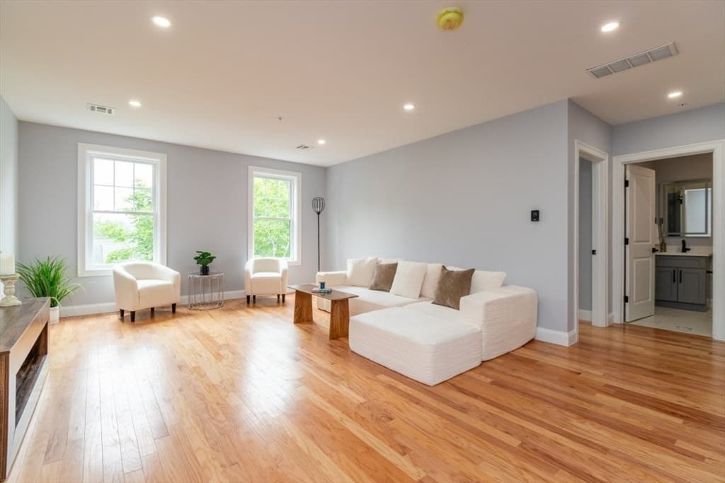 585 Washington Street # 207, Quincy MA 02169 photo 6