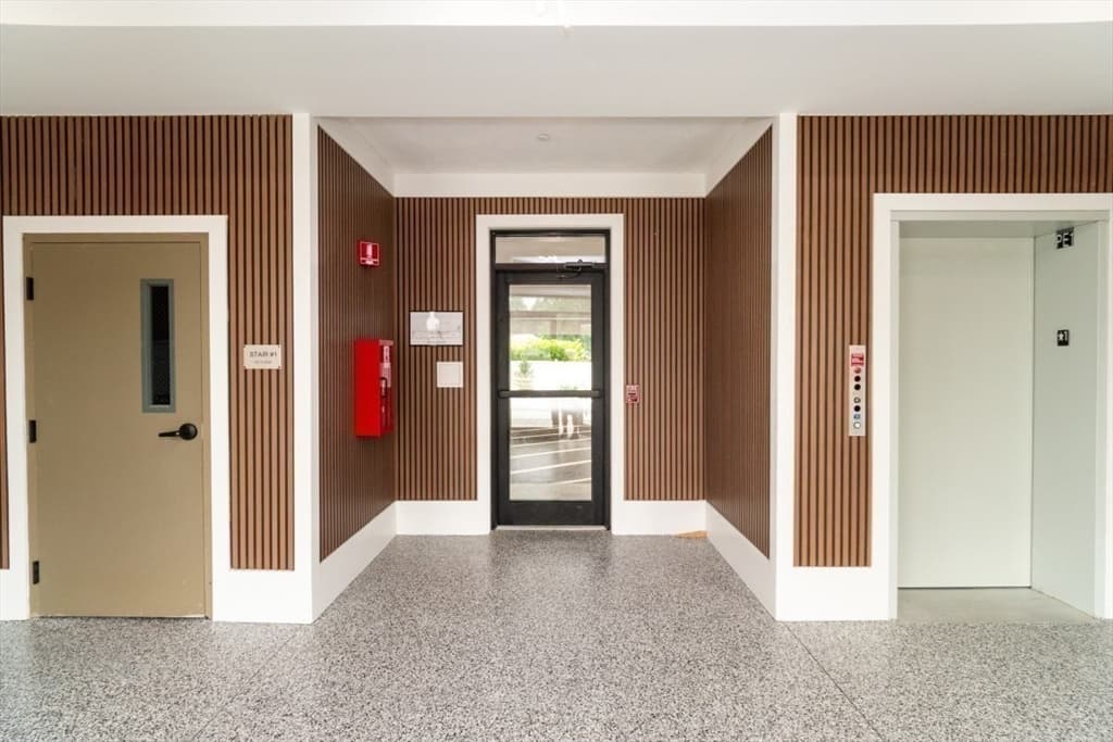 585 Washington Street # 207, Quincy MA 02169 photo 16