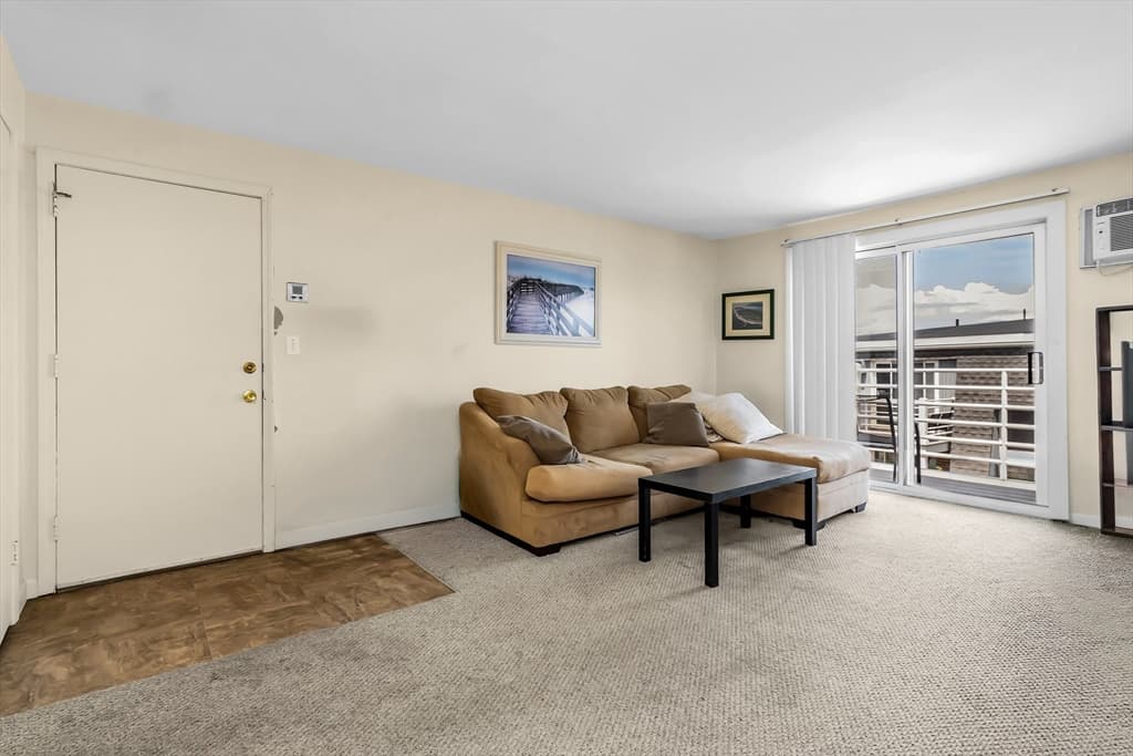 145 Essex Ave # 424, Gloucester MA 01930 photo 3