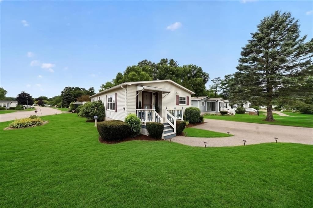 46 Leisurewoods Drive, Rockland MA 02370 photo 18