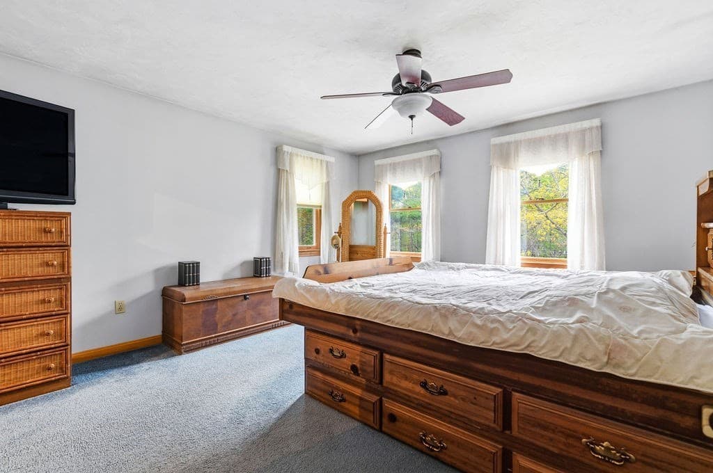 71 Harvey St, Taunton MA 02780 photo 13