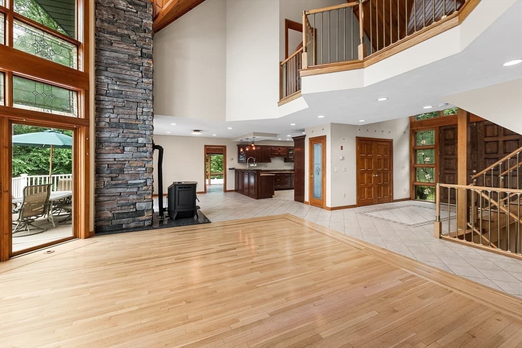 48 Sherburne Ave, Tyngsborough MA 01879 photo 10