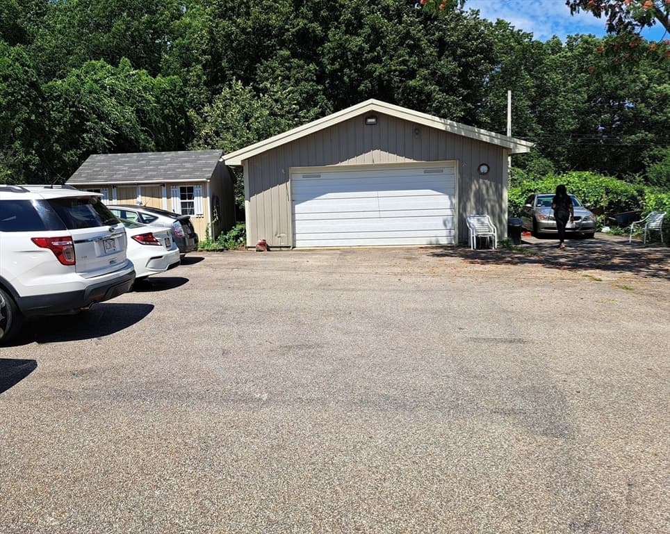 106 Mill St, Worcester MA 01603 photo 6
