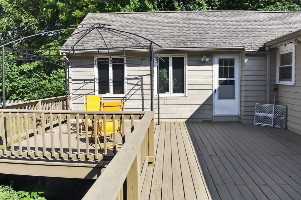 223 Robert Rd, Dedham MA 02026 photo 15