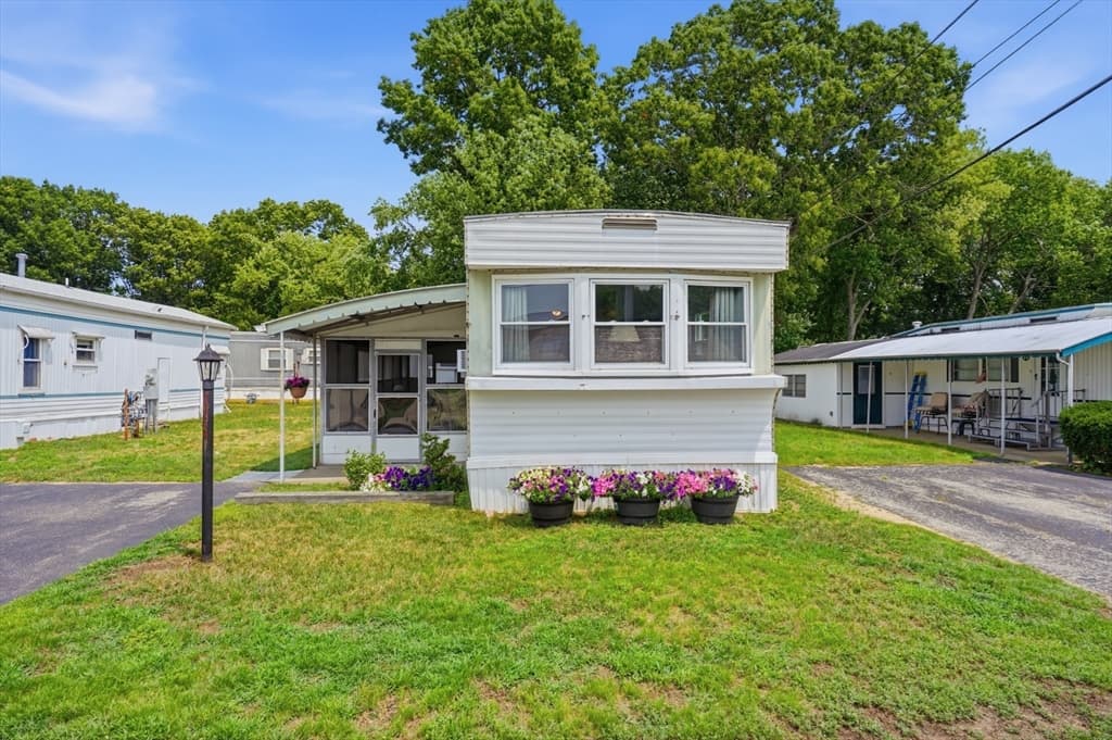 7 Liberty Drive, Attleboro MA 02703