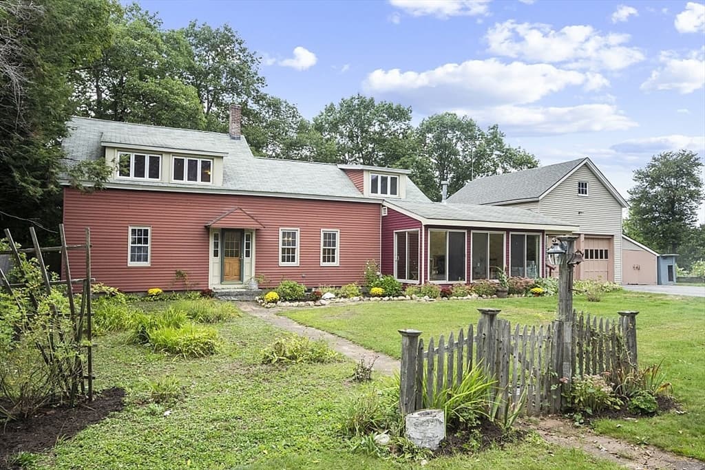 200 Lake Rd, Ashburnham MA 01430 photo 2
