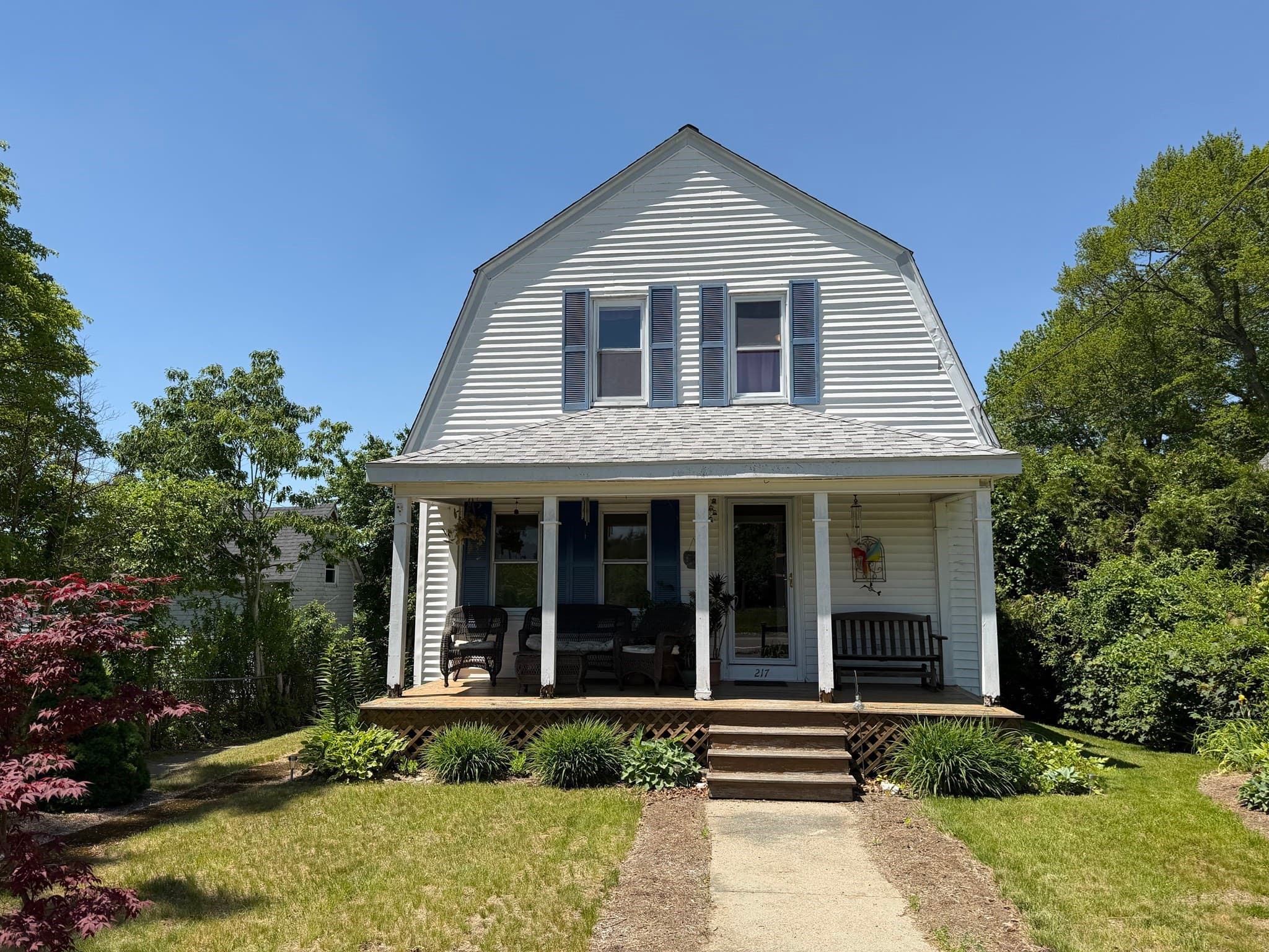 3 Family at 217 Middleboro Road, Freetown MA 02717, photo 8 of 42