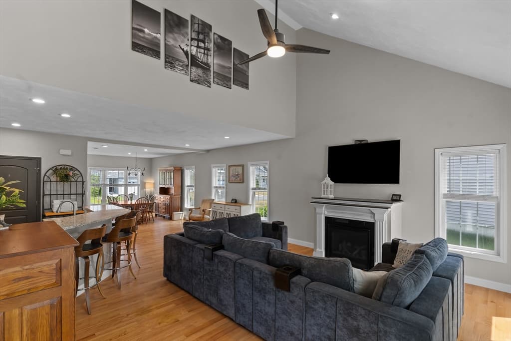 59 Tea Party Drive # 59, Uxbridge MA 01569 photo 7