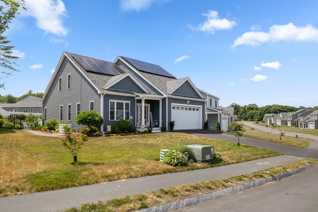 59 Tea Party Drive # 59, Uxbridge MA 01569