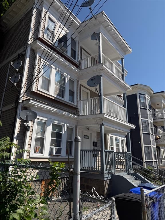 3 Family at 21 Wildwood St, Boston MA 02124, Boston, photo 2 of 12